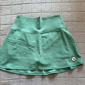 Vuori Volley Skirt - Cactus Green - Size Small